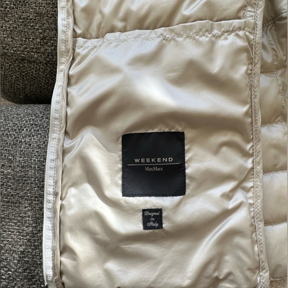 MaxMara Weekend Puffer Vest - Picture 6 of 8